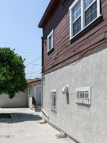 5321 Denker Avenue, Los Angeles, CA 90062