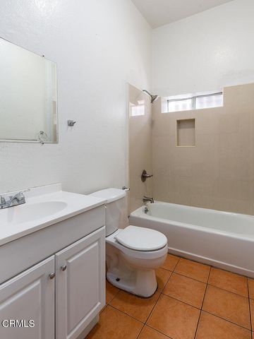 5321 Denker Avenue, Los Angeles, CA 90062