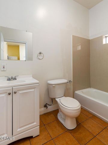 5321 Denker Avenue, Los Angeles, CA 90062