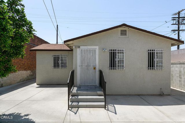 5321 Denker Avenue, Los Angeles, CA 90062