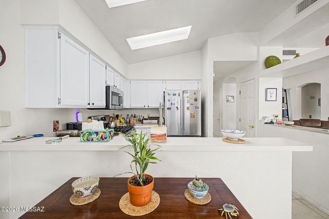 14053 N Trade Winds Way, Oro Valley, AZ 85755