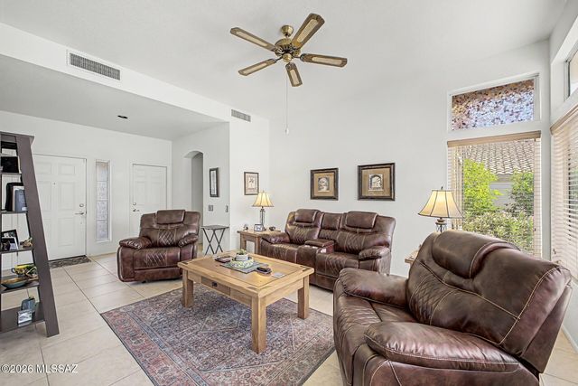 14053 N Trade Winds Way, Oro Valley, AZ 85755