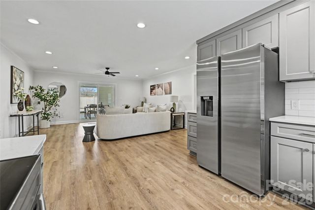 815 Hartness Avenue, Charlotte, NC 28211