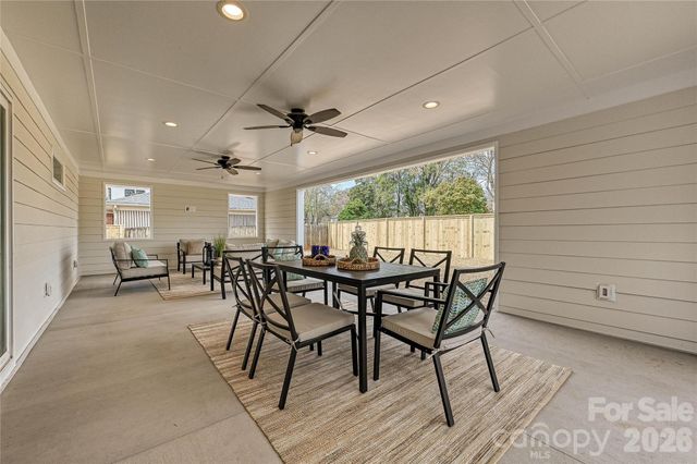 815 Hartness Avenue, Charlotte, NC 28211