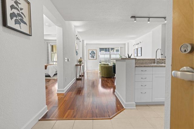 20488 Stevens Creek Boulevard 1710, Cupertino, CA 95014