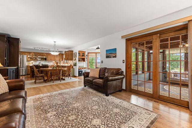 9260 Franklin Drive, St. John, IN 46373