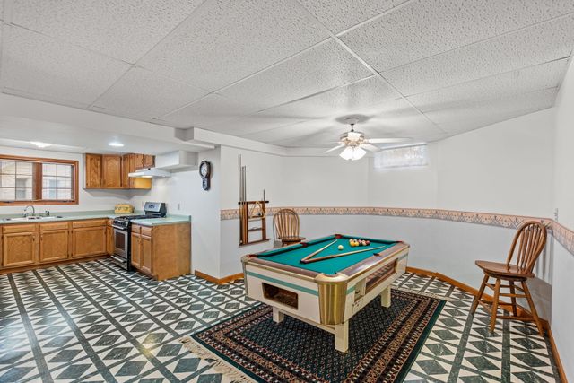 9260 Franklin Drive, St. John, IN 46373