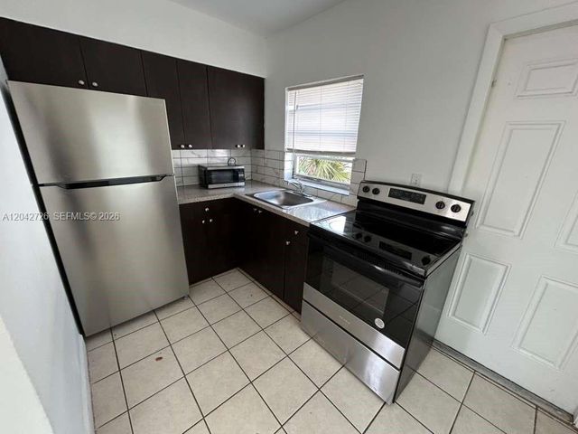 2316 Madison Street 34, Hollywood, FL 33020