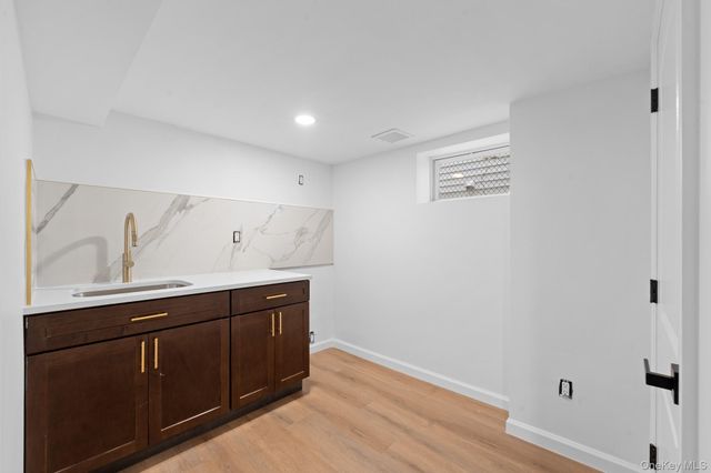 22531 106th Avenue, Queens Village, NY 11429