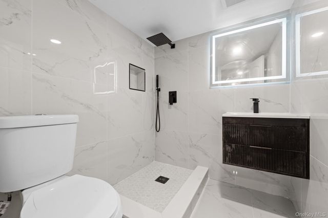 22531 106th Avenue, Queens Village, NY 11429