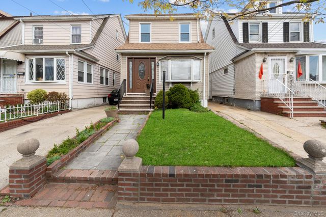 22531 106th Avenue, Queens Village, NY 11429
