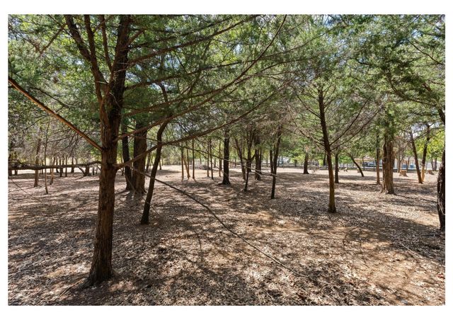 809 Santa Fe Street, Keene, TX 76059