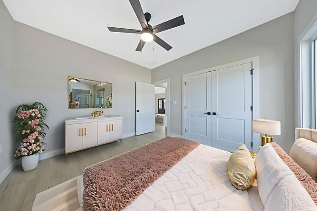 6100 Ashford Drive, Newburgh, IN 47630