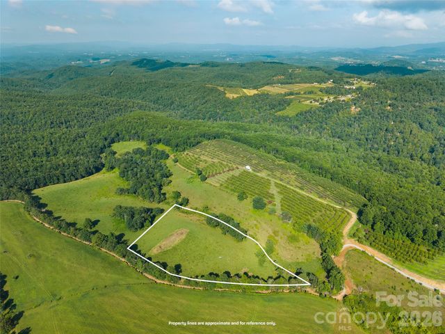 0 Summer Road 3, Hendersonville, NC 28792