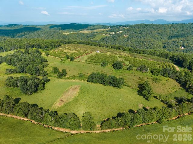 0 Summer Road 3, Hendersonville, NC 28792