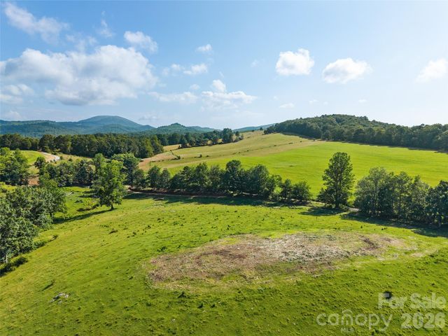 0 Summer Road 3, Hendersonville, NC 28792