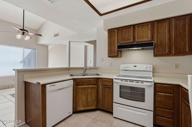 9209 N 59TH Avenue 204, Glendale, AZ 85302