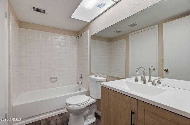 9209 N 59TH Avenue 204, Glendale, AZ 85302