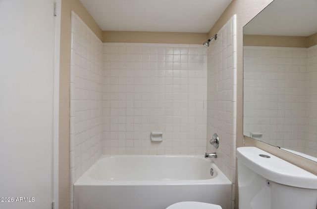 9209 N 59TH Avenue 204, Glendale, AZ 85302