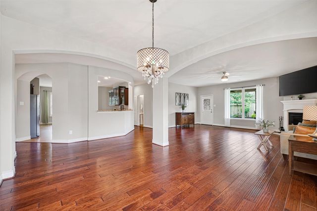 732 Somerset Landing Lane, League City, TX 77573
