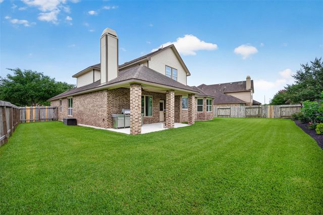 732 Somerset Landing Lane, League City, TX 77573