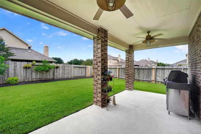 732 Somerset Landing Lane, League City, TX 77573