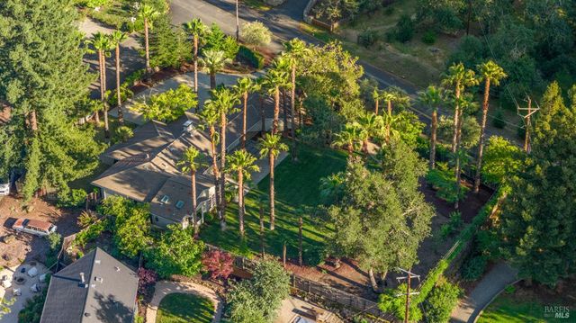 541 Sunset Dr, Angwin, CA 94508