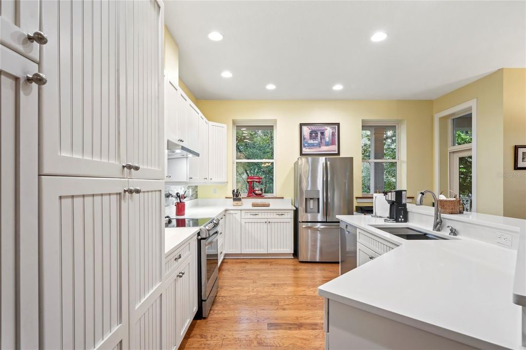 Image 18 of property listing at 3431 RIDERWOOD DR, Dade City, FL 33523