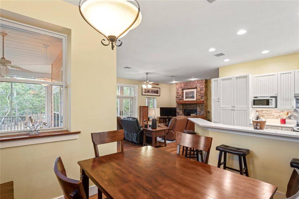 Image 22 of property listing at 3431 RIDERWOOD DR, Dade City, FL 33523