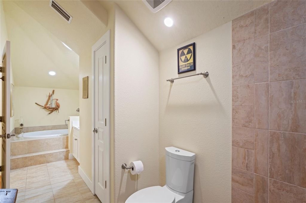 Image 40 of property listing at 3431 RIDERWOOD DR, Dade City, FL 33523