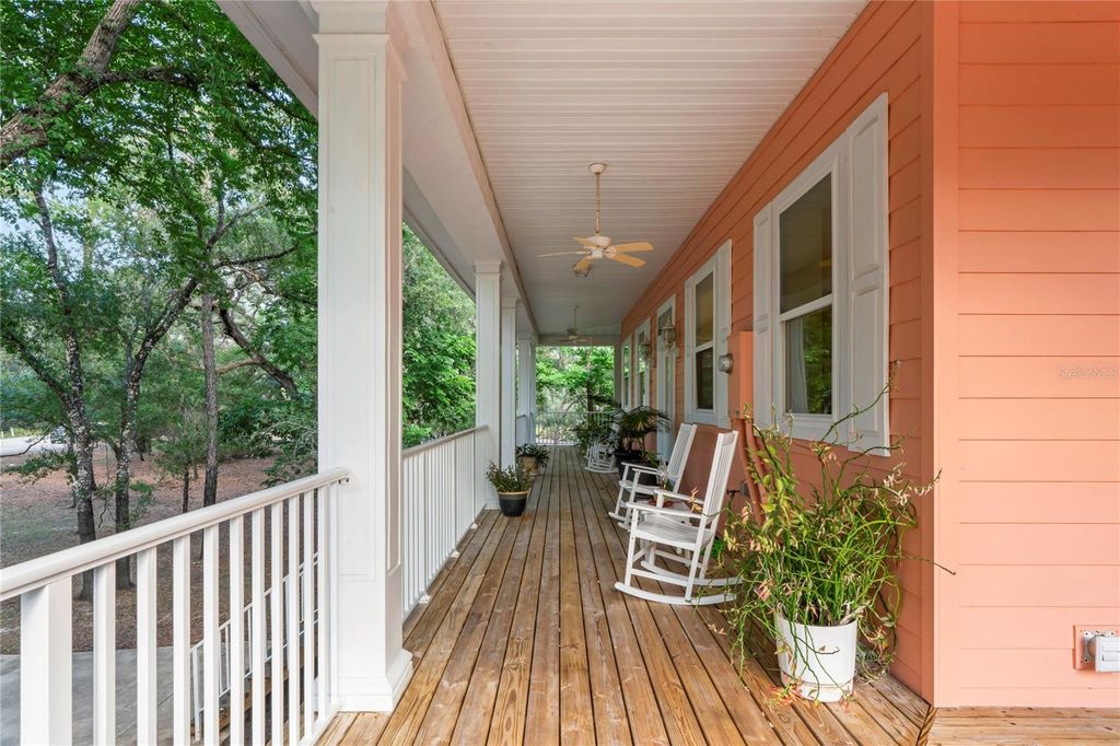Image 56 of property listing at 3431 RIDERWOOD DR, Dade City, FL 33523