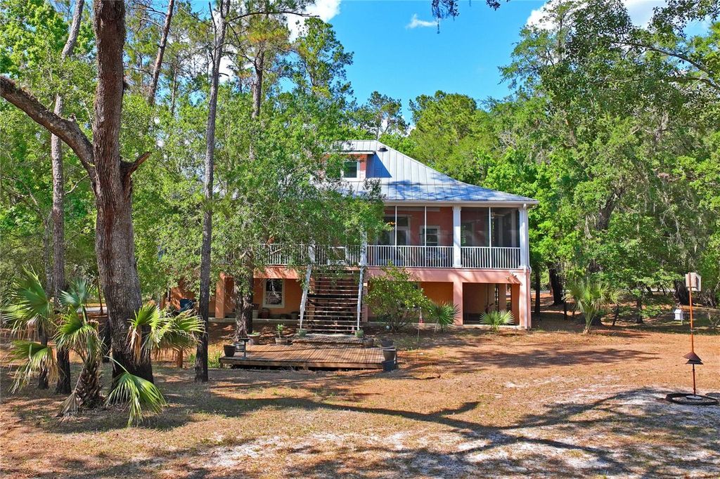 Image 69 of property listing at 3431 RIDERWOOD DR, Dade City, FL 33523