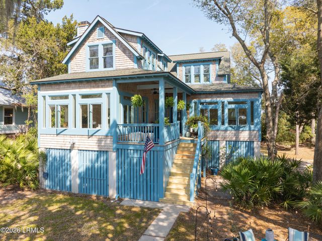 77 Inglewood Circle, St. Helena Island, SC 29920