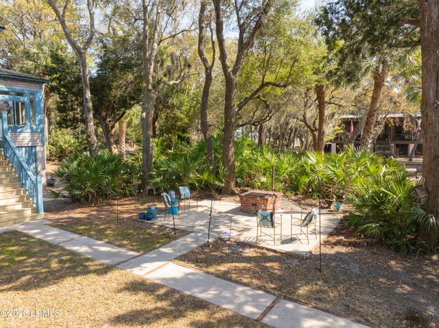 77 Inglewood Circle, St. Helena Island, SC 29920