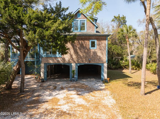 77 Inglewood Circle, St. Helena Island, SC 29920