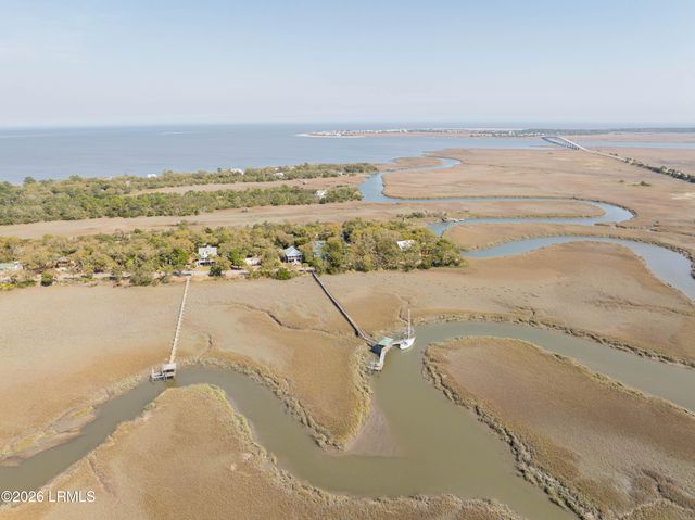 77 Inglewood Circle, St. Helena Island, SC 29920