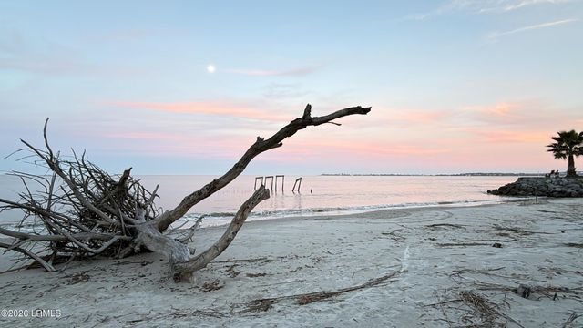 77 Inglewood Circle, St. Helena Island, SC 29920