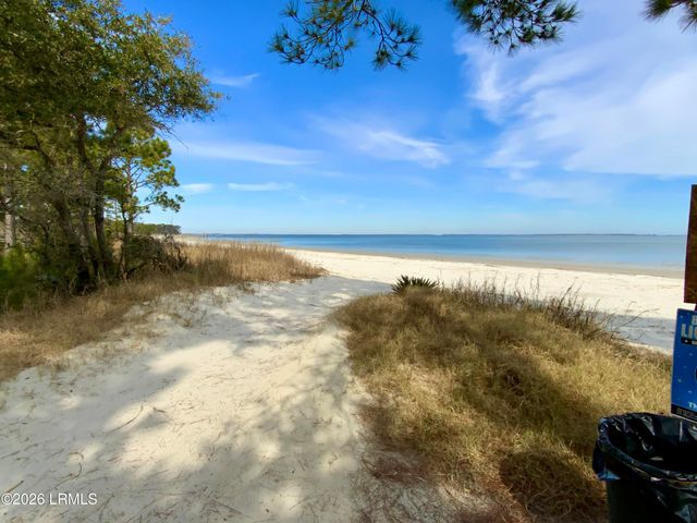 77 Inglewood Circle, St. Helena Island, SC 29920