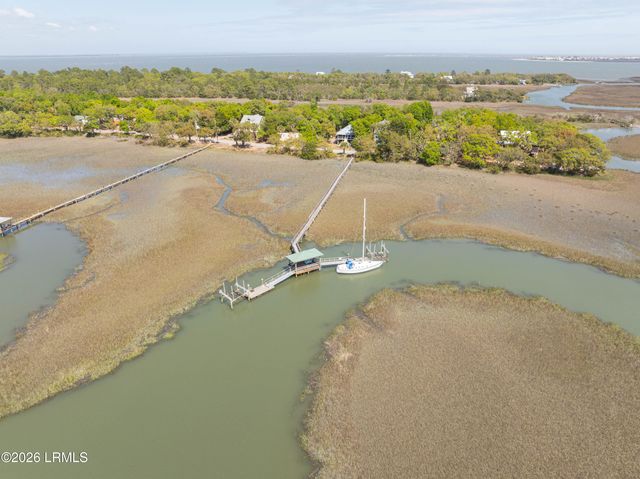 77 Inglewood Circle, St. Helena Island, SC 29920