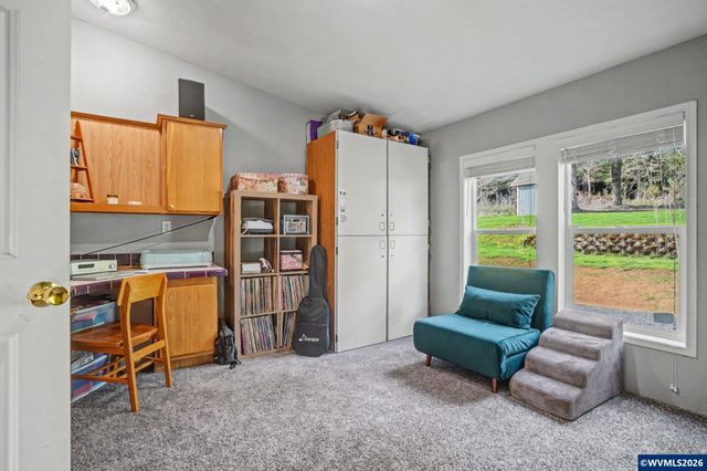 16310 Oakdale Rd, Dallas, OR 97338