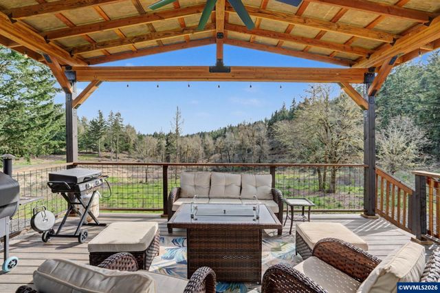 16310 Oakdale Rd, Dallas, OR 97338