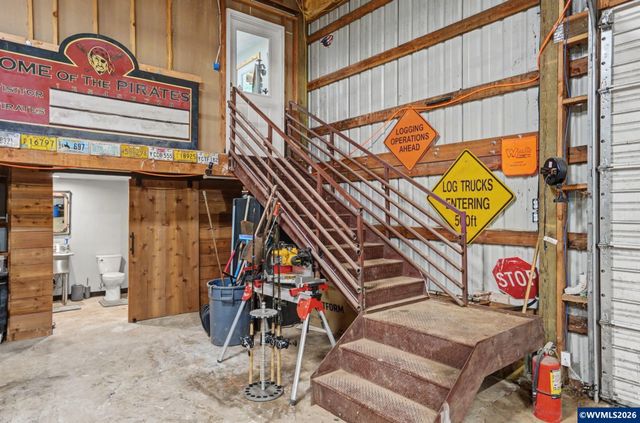 16310 Oakdale Rd, Dallas, OR 97338