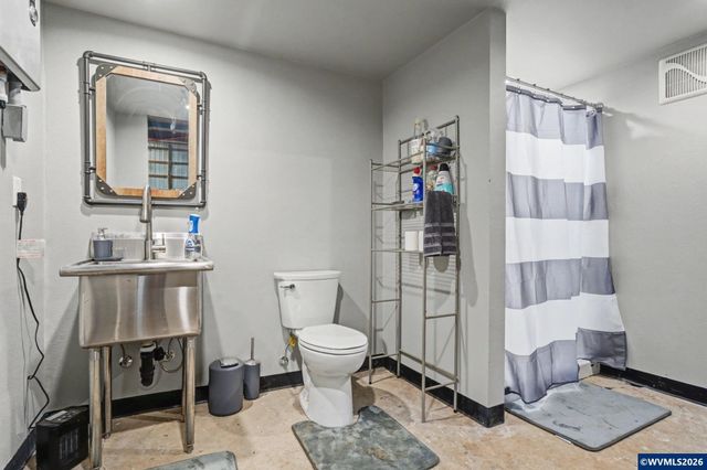 16310 Oakdale Rd, Dallas, OR 97338