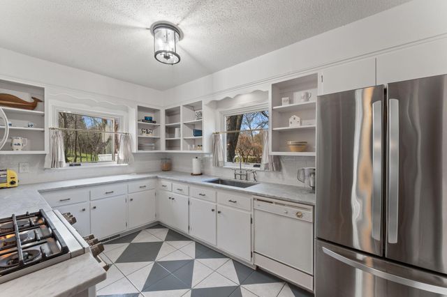 405 S Old Crystal Bay Road, Long Lake, MN 55356