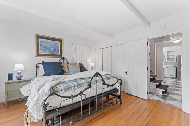 405 S Old Crystal Bay Road, Long Lake, MN 55356