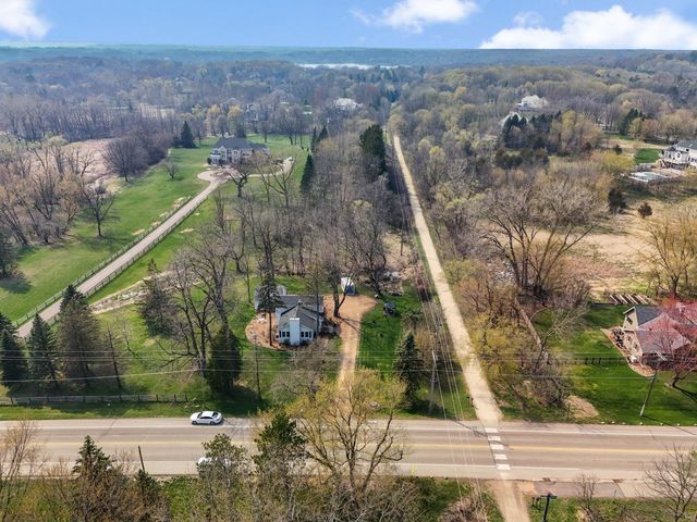 405 S Old Crystal Bay Road, Long Lake, MN 55356