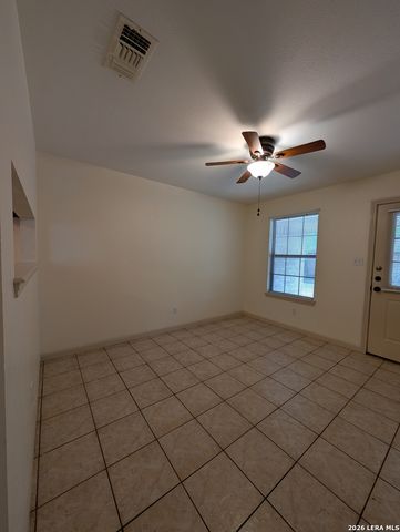 1134 MISTY ACRES DR, New Braunfels, TX 78130