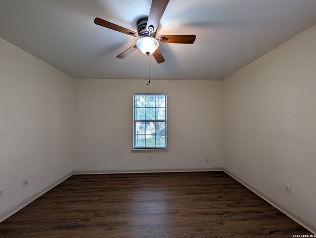 1134 MISTY ACRES DR, New Braunfels, TX 78130