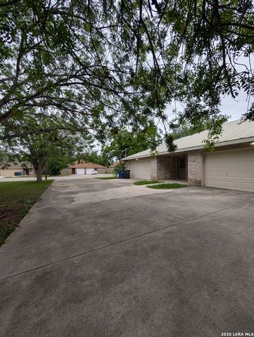 1134 MISTY ACRES DR, New Braunfels, TX 78130