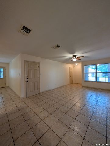 1134 MISTY ACRES DR, New Braunfels, TX 78130